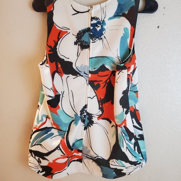 Akemi + Kin Floral Sleeveless Peplum Boho Top - Picture 3 of 5